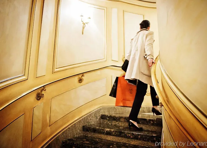 Hotel De Vendome Paris