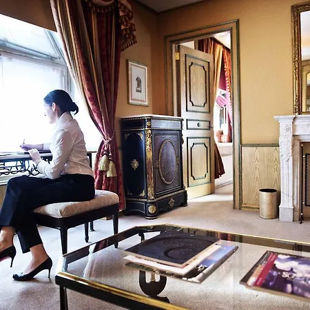 Hotel De Vendome Paris