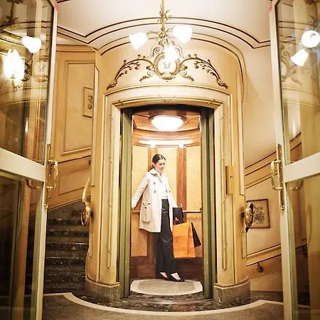 Hotel De Vendome Paris