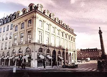 Otel De Vendome 5*